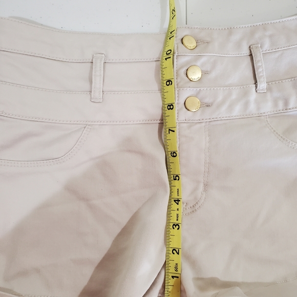 Refuge High Waisted Shorts sz 10 - Picture 5 of 6